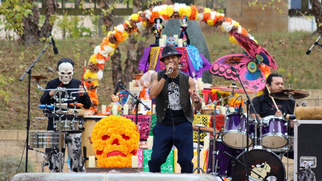 Free Day! Dia De Muertos Community Celebration